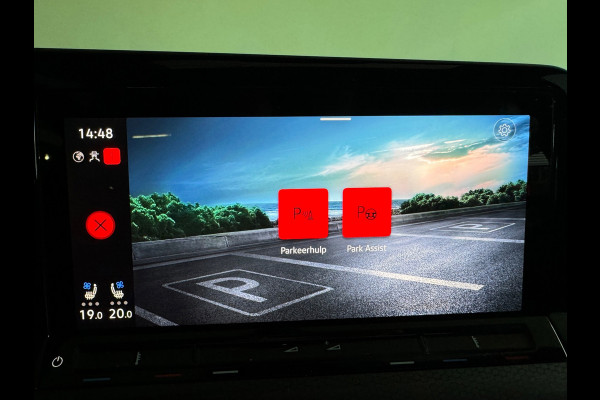 Volkswagen Golf 2.0 TSI GTI Pano|Leer|HuD|Memory|Stoelventilatie|Camera|Dodehoek|ACC