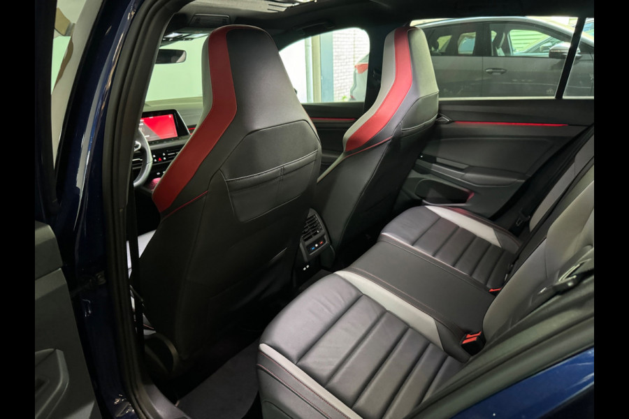 Volkswagen Golf 2.0 TSI GTI Pano|Leer|HuD|Memory|Stoelventilatie|Camera|Dodehoek|ACC