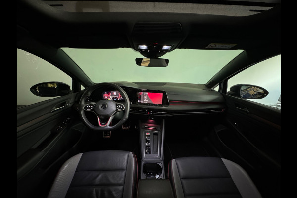 Volkswagen Golf 2.0 TSI GTI Pano|Leer|HuD|Memory|Stoelventilatie|Camera|Dodehoek|ACC