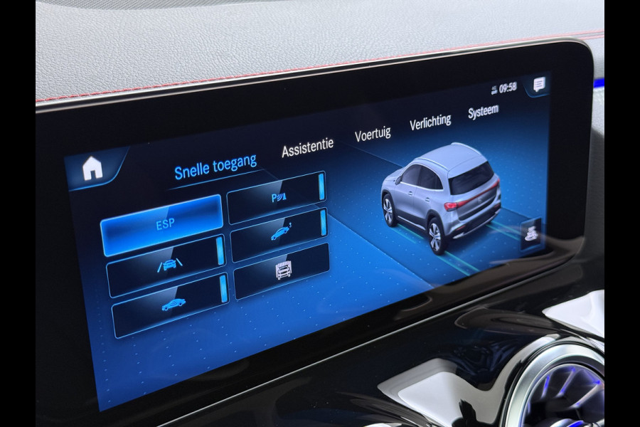 Mercedes-Benz EQA 250 AMG 71kWh // Trekhaak // Panoramadak // 360 Camera // Memory Stoelen // Sfeerverlichting // 19" AMG Velgen // Carplay