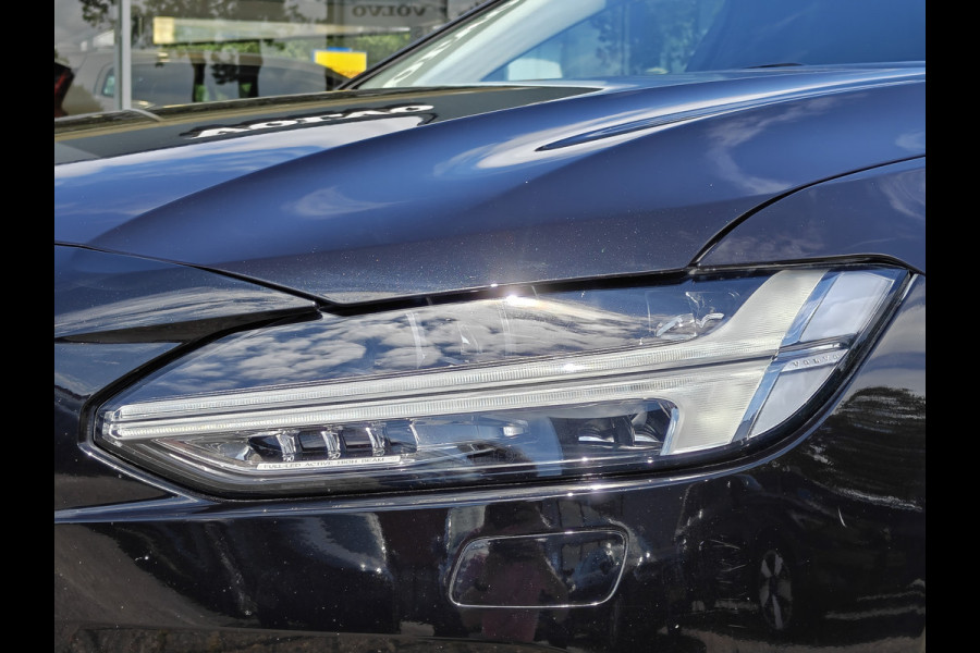 Volvo V90 191PK T4 Momentum | BLIS | Carplay | ACC | PDC V+A | Camera Achter | Voorstoelen Verwarmd | Trekhaak |