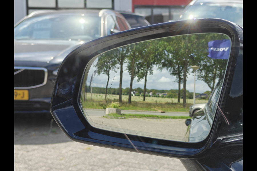 Volvo V90 191PK T4 Momentum | BLIS | Carplay | ACC | PDC V+A | Camera Achter | Voorstoelen Verwarmd | Trekhaak |