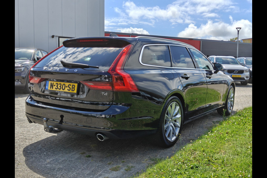 Volvo V90 191PK T4 Momentum | BLIS | Carplay | ACC | PDC V+A | Camera Achter | Voorstoelen Verwarmd | Trekhaak |