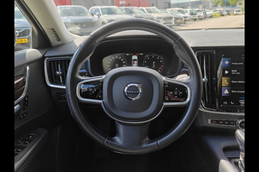 Volvo V90 191PK T4 Momentum | BLIS | Carplay | ACC | PDC V+A | Camera Achter | Voorstoelen Verwarmd | Trekhaak |