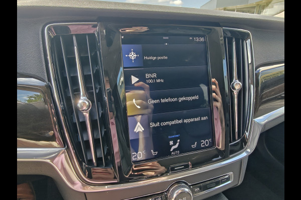 Volvo V90 191PK T4 Momentum | BLIS | Carplay | ACC | PDC V+A | Camera Achter | Voorstoelen Verwarmd | Trekhaak |