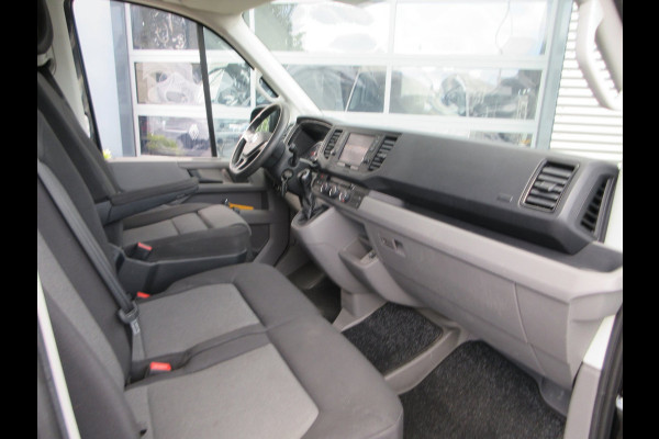 Volkswagen Crafter 2.0 TDI 140 pk L3H3 automaat airco navigatie camera