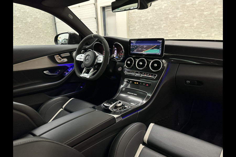 Mercedes-Benz C-Klasse Coupé 63 S AMG | Keramisch | Schaalstoelen | Carbon | AMG Driver's Package | Aero-Pakket | Panorama | Burmester | 12 maanden Bovag Garantie | Multi-Beam LED | Memory | ACC | Rij-Assistentie Pakket | Keyless-Go | Sfeerverlichting | Carplay | Rijklaarprijs.