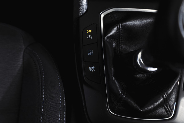 Ford Focus 1.0 EcoBoost 125 PK Active Business | Cruise | Winterpakket | PDC | NAV + App. Connect | Airco | Afn. Trekhaak | LM 17" |
