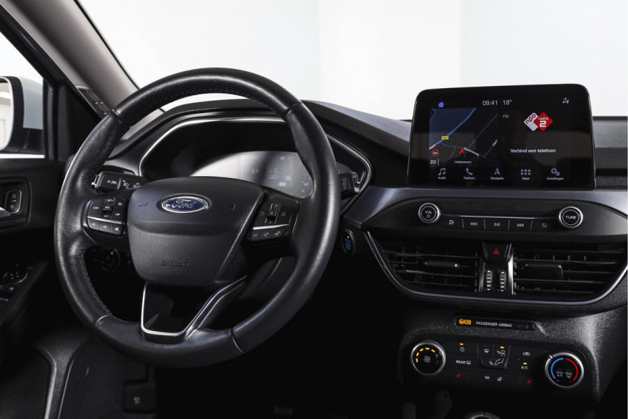 Ford Focus 1.0 EcoBoost 125 PK Active Business | Cruise | Winterpakket | PDC | NAV + App. Connect | Airco | Afn. Trekhaak | LM 17" |