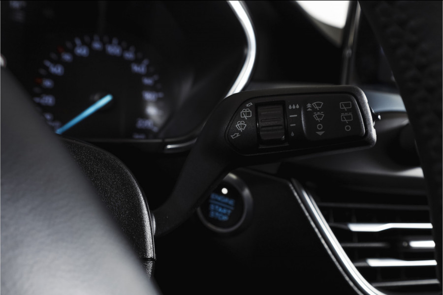 Ford Focus 1.0 EcoBoost 125 PK Active Business | Cruise | Winterpakket | PDC | NAV + App. Connect | Airco | Afn. Trekhaak | LM 17" |