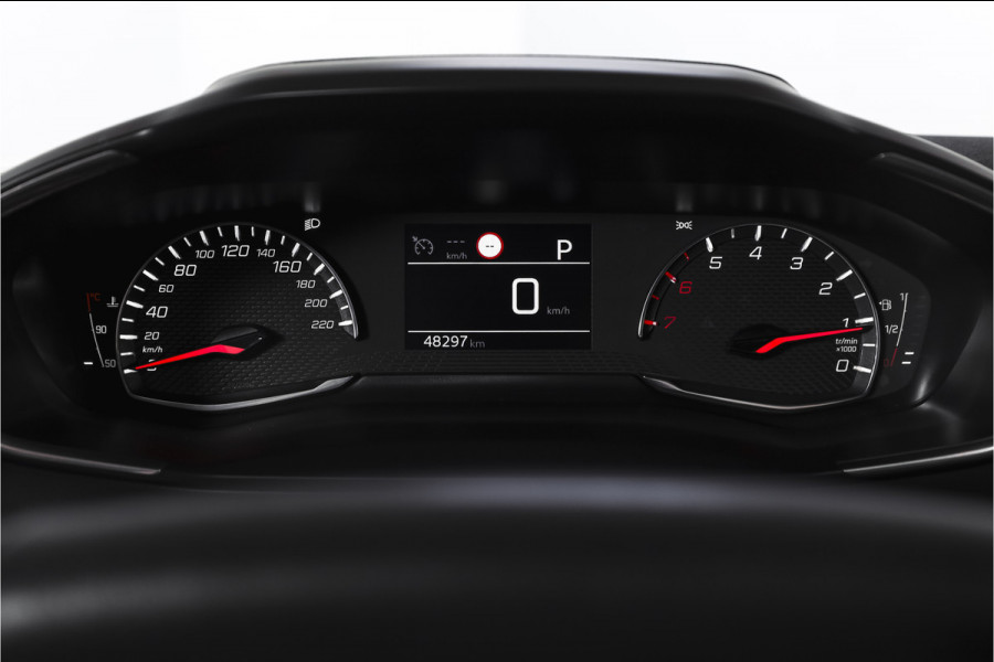 Peugeot 2008 1.2 PureTech 130 PK Active Pack - Automaat | Trekhaak | Cruise | Stoelverw. | PDC | Camera | App. Connect | LM 16" |
