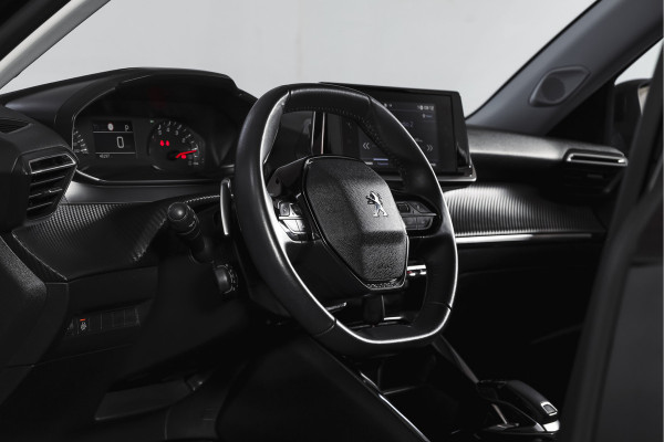 Peugeot 2008 1.2 PureTech 130 PK Active Pack - Automaat | Trekhaak | Cruise | Stoelverw. | PDC | Camera | App. Connect | LM 16" |