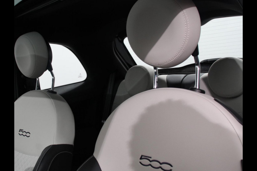 Fiat 500 1.0 Hybrid Dolcevita Panoramadak Navigatie Apple Carplay Android Auto Cruise control Climate Control Lichtmetalen Velgen