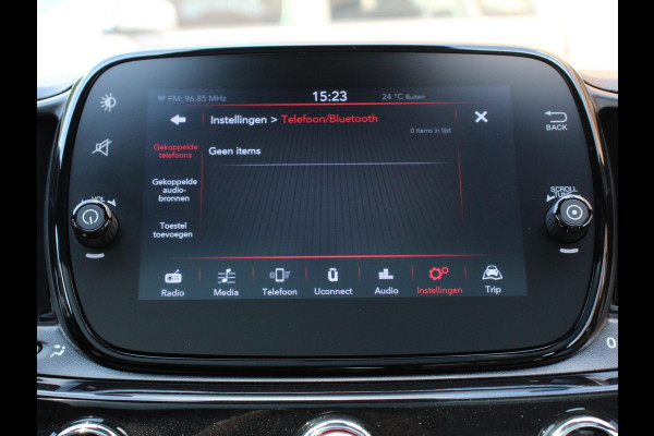 Fiat 500 1.0 Hybrid Dolcevita Panoramadak Navigatie Apple Carplay Android Auto Cruise control Climate Control Lichtmetalen Velgen
