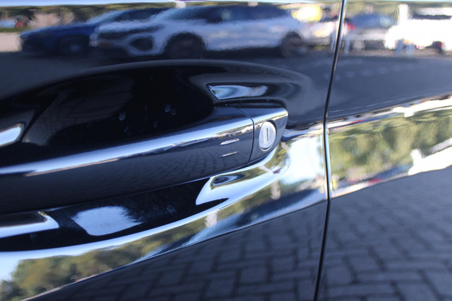 Peugeot 208 1.2 Hybrid 145PK AUTOMAAT GT PACK | ELEKTRISCH BEDIENBARE BESTUURDERSSTOEL MET MASSAGE FUNCTIE | ALCANTARA BEKLEDING | STOEL VERWARMING | ADAPTIVE CRUISE CONTROL | DAB+ RADIO | APPLE CARPLAY/ANDROID AUTO | FULL LED KOPLAMPEN | KEYLESS ENTRY/START | 17" LICHTMETALEN VELGEN | CLIMATE CONTROL | PARKEERSENSOREN VOOR + ACHTER | CAMERA VOOR + ACHTER | DODEHOEK DETECTIE |