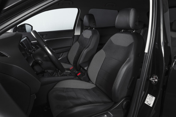 Seat Ateca 1.0 EcoTSI 115 PK Style Business Intense | Elek. Trekhaak | Dig. Cockpit | Adapt. Cruise | PDC | Camera | NAV + App. Connect | ECC | Elek. Klep | LM 17" |