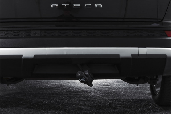 Seat Ateca 1.0 EcoTSI 115 PK Style Business Intense | Elek. Trekhaak | Dig. Cockpit | Adapt. Cruise | PDC | Camera | NAV + App. Connect | ECC | Elek. Klep | LM 17" |