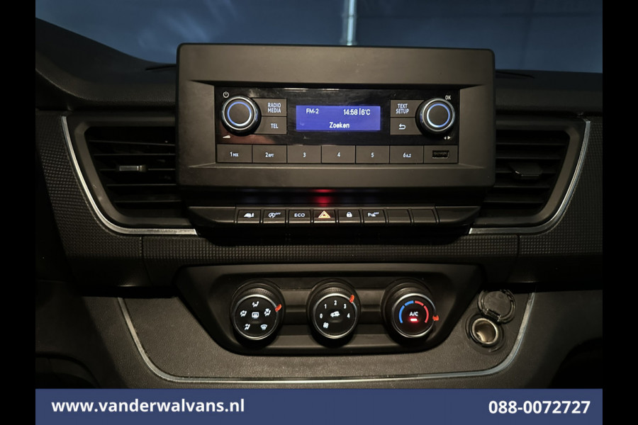 Renault Trafic 2.0 dCi 131pk L2H1 Euro6 Airco | LED | Cruisecontrol | 2500kg Trekhaak | Parkeersensoren Bijrijdersbank