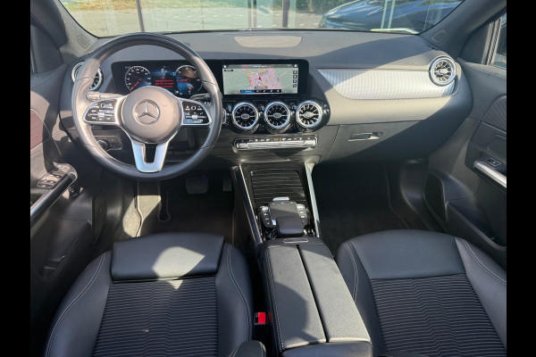 Mercedes-Benz EQA 250 Business Solution Luxury 67 kWh - Automaat - Pano/Schuifdak - Navi - Org.NL
