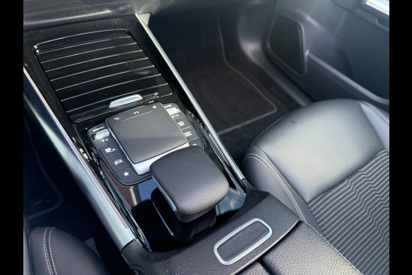 Mercedes-Benz EQA 250 Business Solution Luxury 67 kWh - Automaat - Pano/Schuifdak - Navi - Org.NL