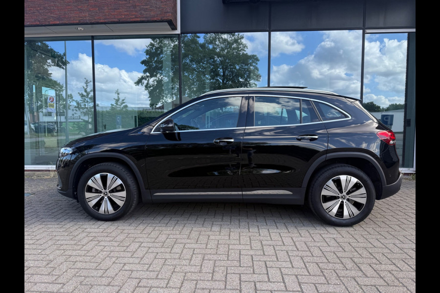 Mercedes-Benz EQA 250 Business Solution Luxury 67 kWh - Automaat - Pano/Schuifdak - Navi - Org.NL