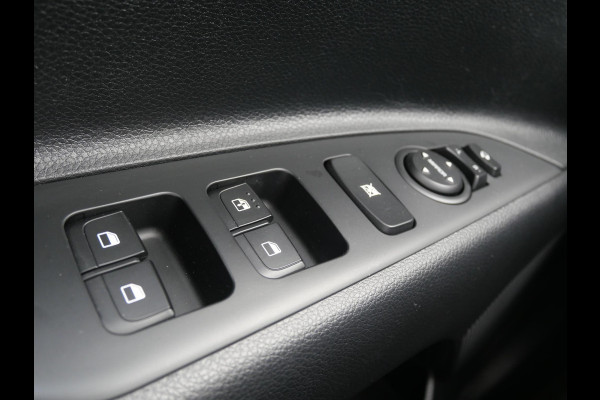 Kia Stonic 1.0 T-GDi MHEV DynamicPlusLine | Cruise | Keyless | Navi | Camera | Clima |