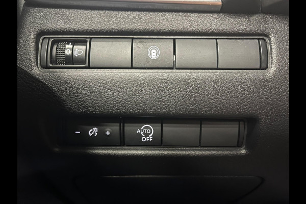 Nissan X-Trail 1.3 DIG-T Tekna 7p. Climate control Adaptieve cruise control Navigatie Panoramdak Voorstoelen verwarmd Keyless Camera Parkeersensoren Led Stuur verwarming Apple Carplay/ Android Auto