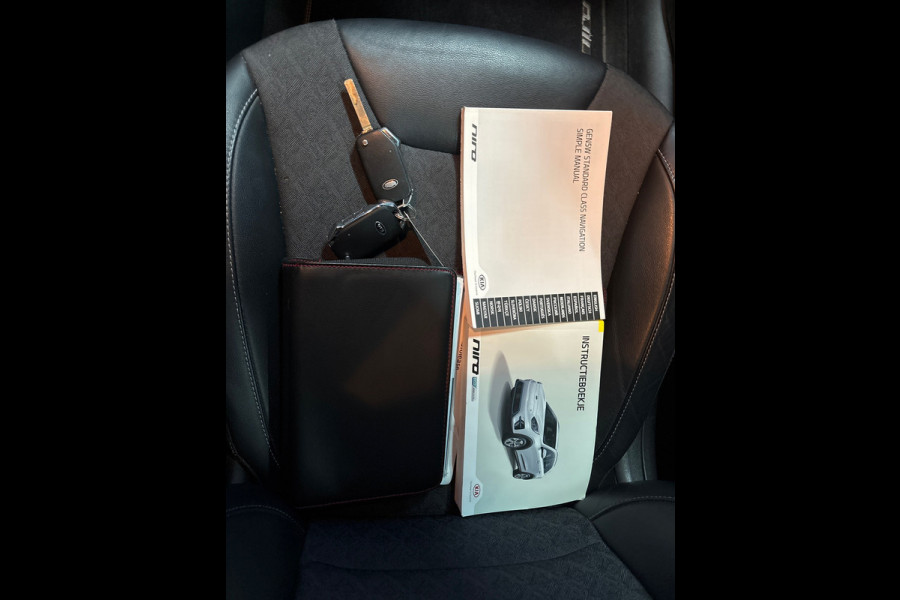 Kia Niro 1.6 GDi Hybrid DynamicLine Carplay