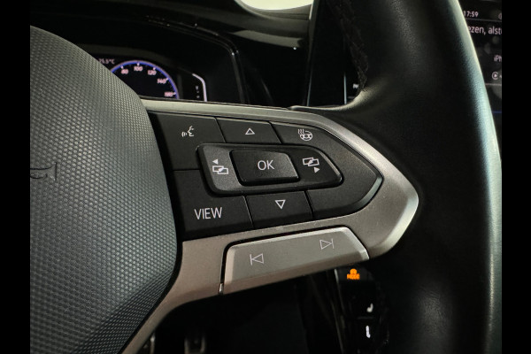 Volkswagen T-Roc 1.5 TSI R-Line Business Pano|ACC|Lane Assist|Dodehoek|Stoelverwarming|Camera|