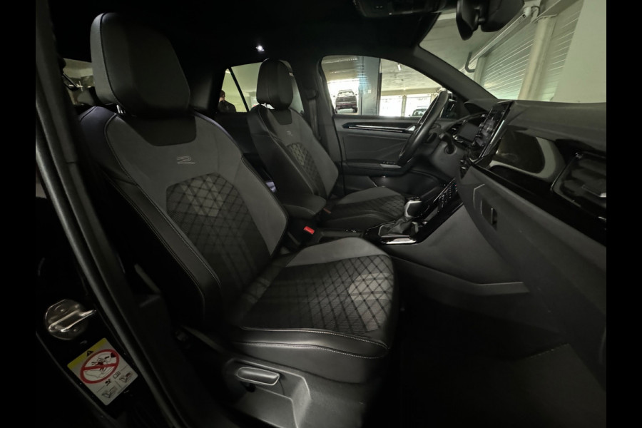 Volkswagen T-Roc 1.5 TSI R-Line Business Pano|ACC|Lane Assist|Dodehoek|Stoelverwarming|Camera|
