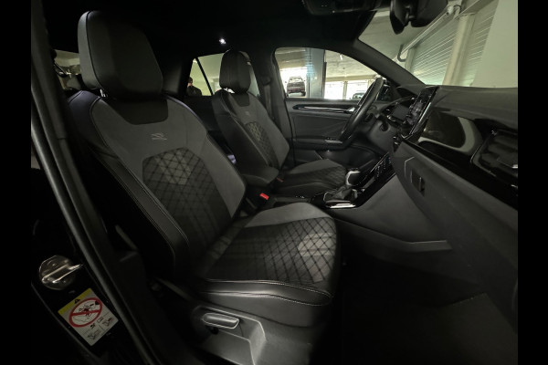 Volkswagen T-Roc 1.5 TSI R-Line Business Pano|ACC|Lane Assist|Dodehoek|Stoelverwarming|Camera|