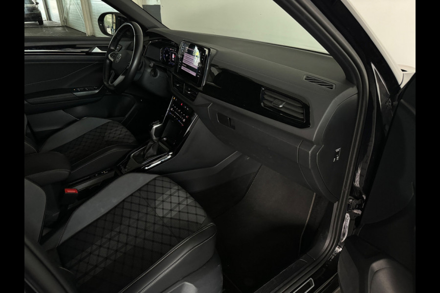 Volkswagen T-Roc 1.5 TSI R-Line Business Pano|ACC|Lane Assist|Dodehoek|Stoelverwarming|Camera|