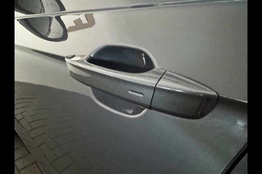 Volkswagen Taigo 1.5 TSI R-Line Pano|ACC|Lane Assist|Stoelverwarming|Camera|Dodehoek|Keyless