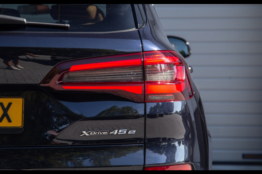 BMW X5 XDrive45e High Executive / Pano / Trekhaak / Stoelkoeling