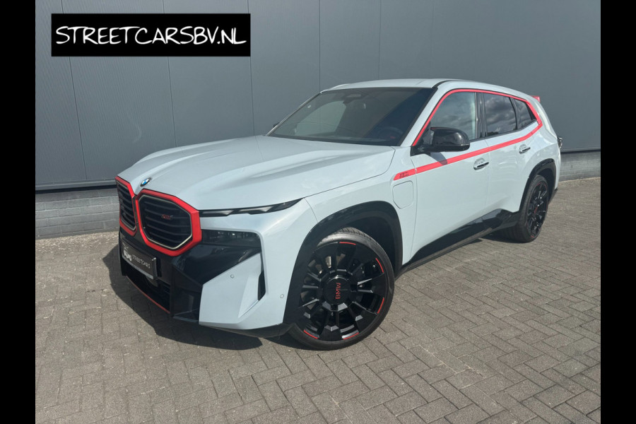 BMW XM PHEV Label Red 30 kWh 748pk
