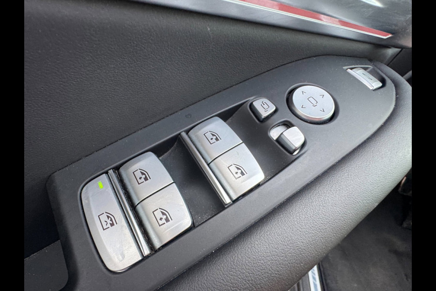 BMW XM PHEV Label Red 30 kWh 748pk