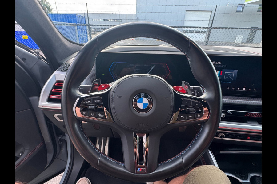 BMW XM PHEV Label Red 30 kWh 748pk