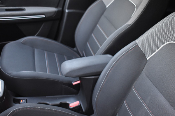 Dacia Jogger 1.0 TCe 110 Extreme 7p. 7-persoons trekhaak Navigatie