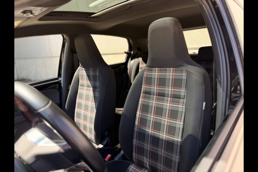 Volkswagen up! 1.0 TSI GTI Pano 5drs 17' Camera Clima Cruise