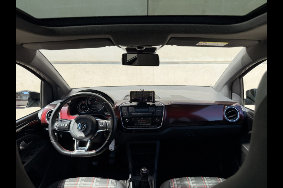 Volkswagen up! 1.0 TSI GTI Pano 5drs 17' Camera Clima Cruise