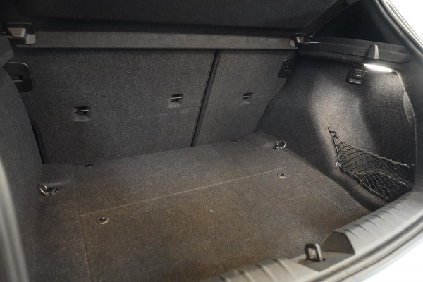 BMW 1-serie M140i M-Sport Uitlaatsysteem|Maxton|RWD|CarbonEventuriIntake|Stoelverwarming