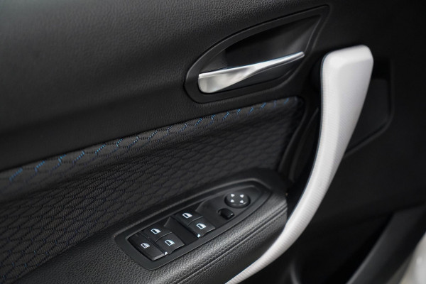 BMW 1-serie M140i M-Sport Uitlaatsysteem|Maxton|RWD|CarbonEventuriIntake|Stoelverwarming
