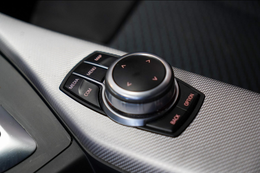BMW 1-serie M140i M-Sport Uitlaatsysteem|Maxton|RWD|CarbonEventuriIntake|Stoelverwarming