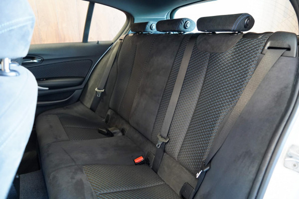 BMW 1-serie M140i M-Sport Uitlaatsysteem|Maxton|RWD|CarbonEventuriIntake|Stoelverwarming
