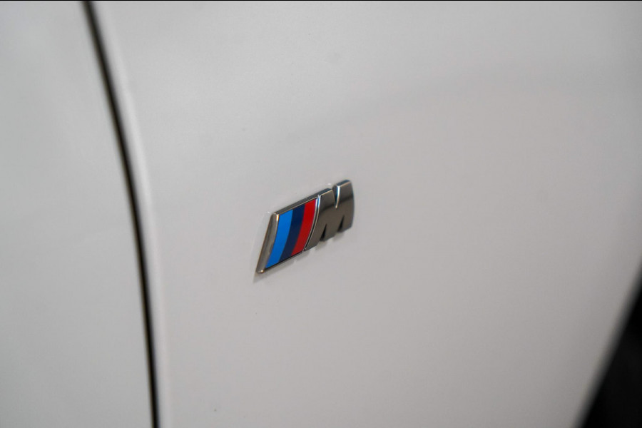 BMW 1-serie M140i M-Sport Uitlaatsysteem|Maxton|RWD|CarbonEventuriIntake|Stoelverwarming