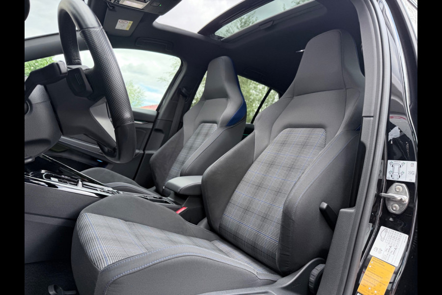 Volkswagen Golf 1.4 eHybrid GTE Pano/Matrix/Trekhaak