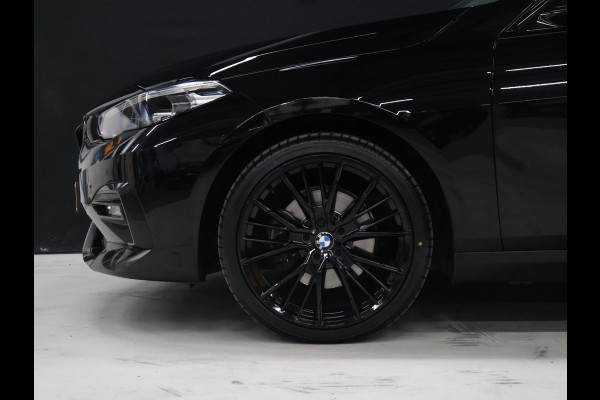 BMW 2 Serie Gran Coupé 218i Business Edition [APPLE CARPLAY, ANDROID, ADAPTIVE LED, DRIVING ASSISTANT, HIFI, CRUISE CONTROL, CLIMATE CONTROL, DIGITAL DASH, KEYLESS START, RIJSTROOKASSISTENT, VERKEERSBORDHERKENNING, PDC V+A, DAB, BLUETOO