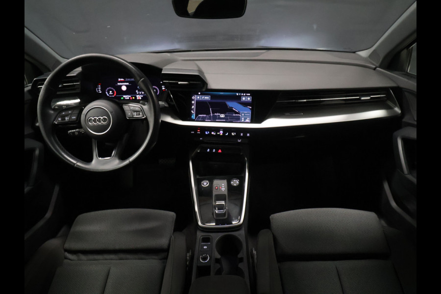 Audi A3 Limousine 35 TFSI Business edition [ADAPTIVE CRUISE, APPLE CARPLAY, TREKHAAK AFNEEMBAAR, ANDROID, VIRTUAL COCKPIT, FULL LED, GROOT NAVIGATIE, DRAADLOOS OPLADEN, SPORTSTOELEN, SPORTONDERSTEL, LANE ASSIST, PDC ACHTER, CLIMATE CO