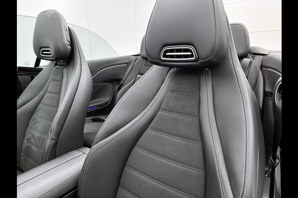 Mercedes-Benz CLE Cabriolet 200 AMG Line AMG Line | Night Pakket | 20 Inch AMG Velgen | Parkeerpakket inclusief achteruitrijcamera | Inclusief 24 maanden MB Certified garantie voor Europa.
