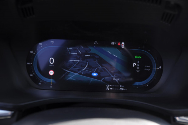 Volvo XC60 T8 390PK Automaat AWD Ultra Bright / Adaptive cruise control / Head-up display / Trekhaak / 360 Camera / Harman Kardon / Panoramadak / Elektrisch bedienbare voorstoelen / Memory seats / Verwarmbare stoelen / Keyless entry /
